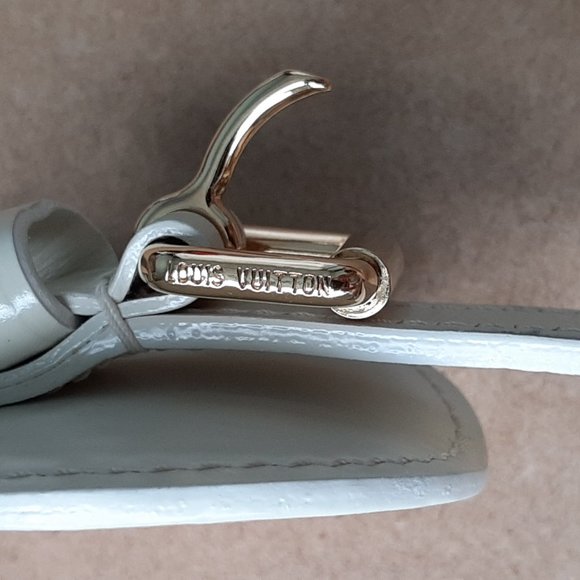 Louis Vuitton authentic white leather belt - Picture 10 of 14
